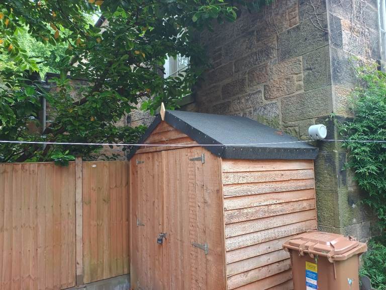 Rose Black Roofing Felt 7m approx & Felt 20mm Nail Pack 2/3 full