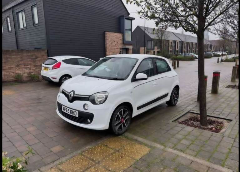 Renault, TWINGO, Hatchback, 2015, Manual, 999 (cc), 5 doors
