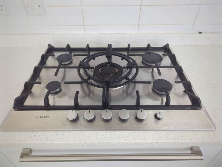 Bosch Gas Hob - 5 Burners, Good Condition