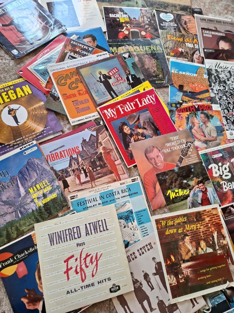 Large Job Lot of Vintage Vinyl Records – Various Artists