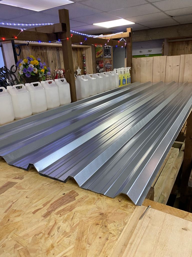 Roofing sheets & Scaffold boards available 7 days a week 
