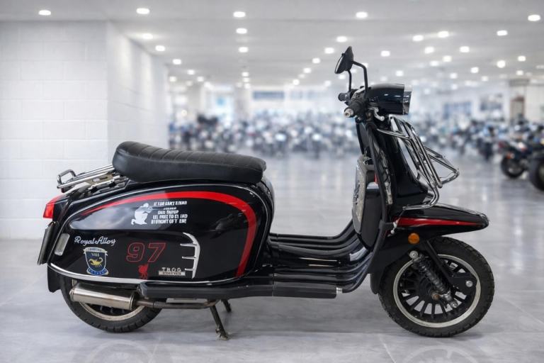 ROYAL ALLOY GT 125 E5 - 1 OWNER FROM NEW - 9K MILES