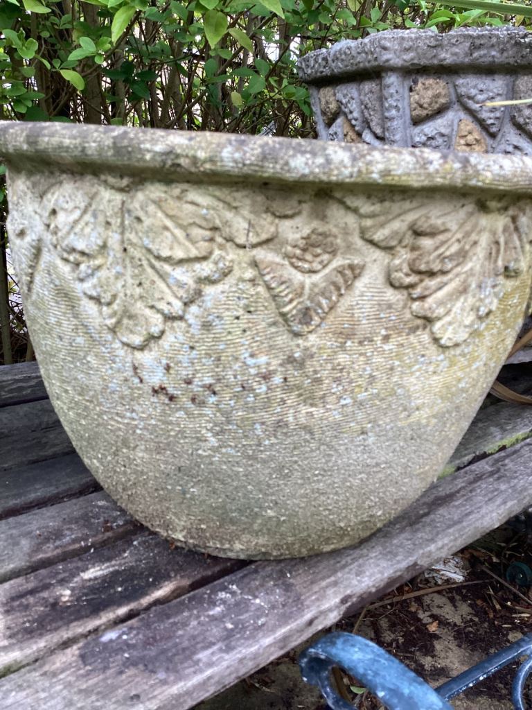 PAIR OF HEAVY STONE PLANT POTS 🪴, EXCELLENT CONDITION 