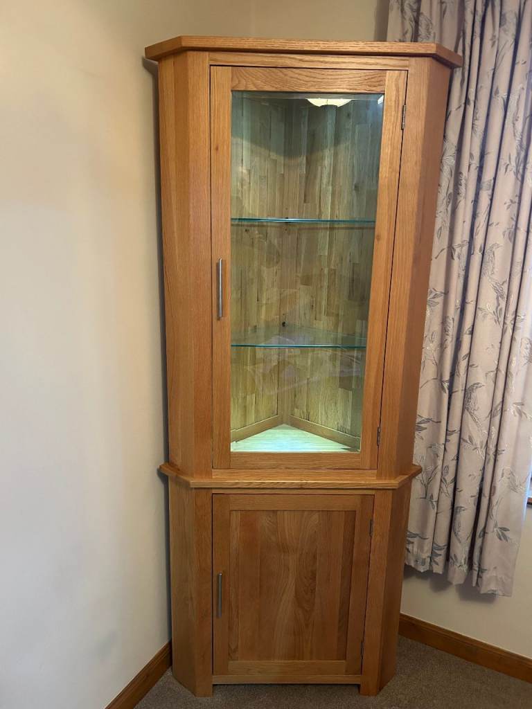 Oak Tall Corner Display Unit  -  Excellent condition