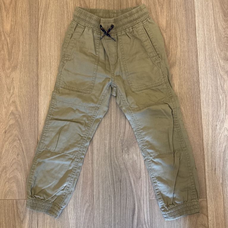 Boys GapKids Green cargo trousers - XS (4/5 yrs) 
