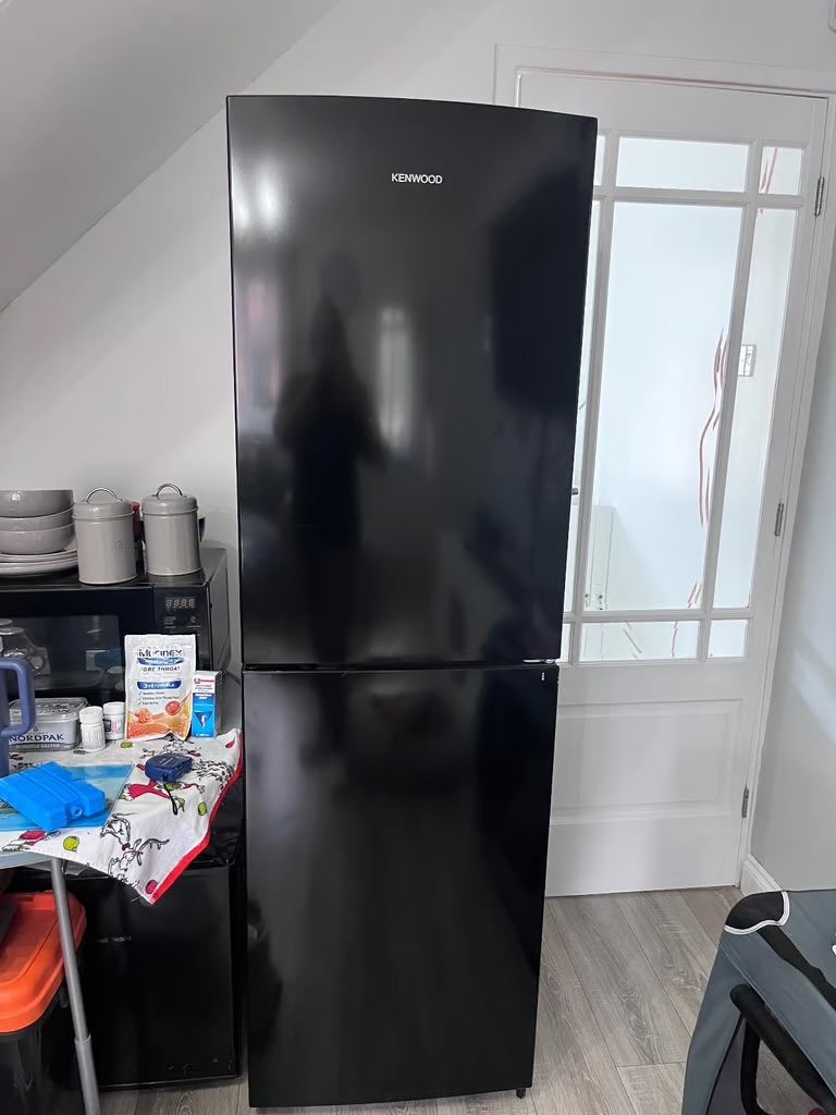 Kenwood fridge freezer ( frost-free )