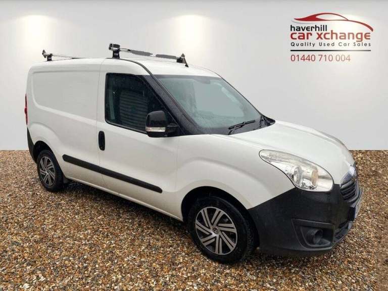 2017 Vauxhall Combo 1.6 CDTi 2000 16v  3dr Diesel Manual FWD L1 H1 (s/s) (120 g/km, 104 bhp) Van ...