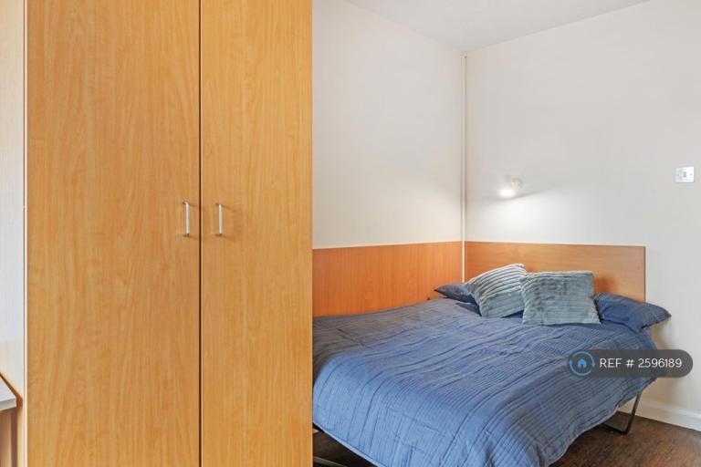 1 bedroom in The Farthings, Nottingham, NG7 (#2596189)