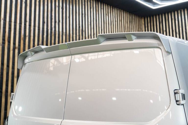  Ford Transit Custom 320 Limited L2 2.5L Auto Plug-in Hybrid Crew Cab HYBRID Automatic