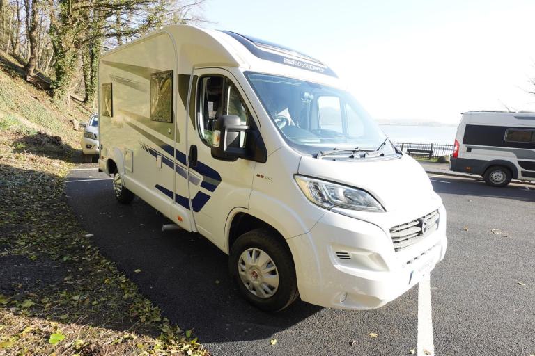 2019 Swift Escape Compact C404, 4-Berth, 4-Belts, U-shaped Lounge, Drop-down Bed