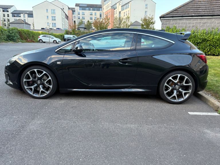 Vauxhall, GTC, Hatchback, 2016, Manual, 1998 (cc), 3 doors