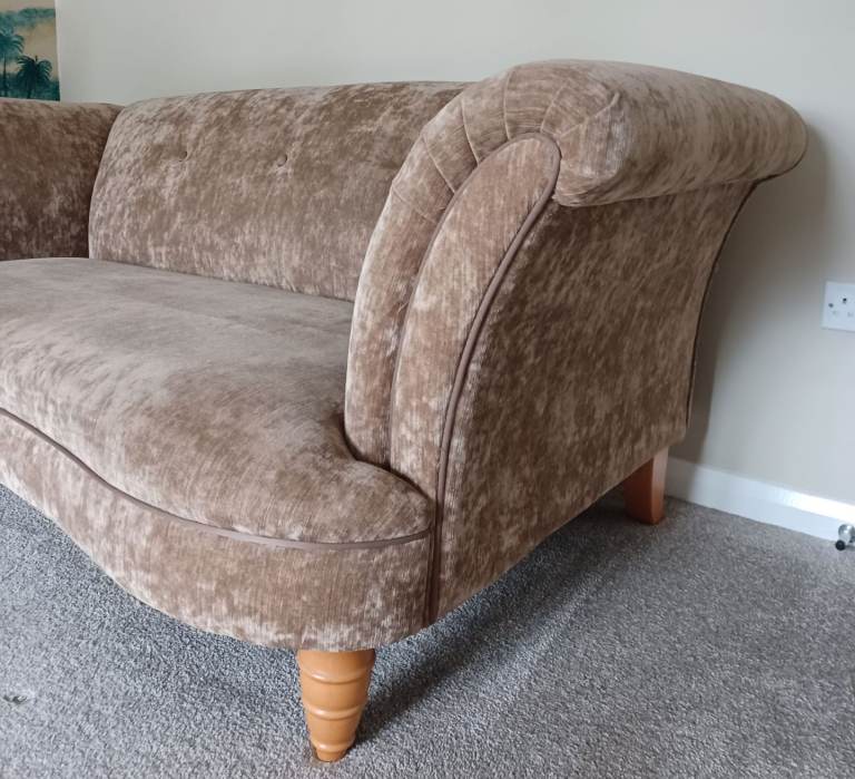 Elegant Large 2 Seater Golden Sofa 