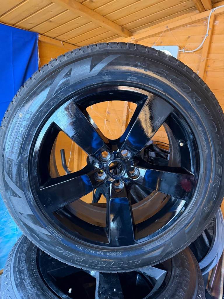 LAND ROVER DEFENDER 20INC WHEELS / TYRES