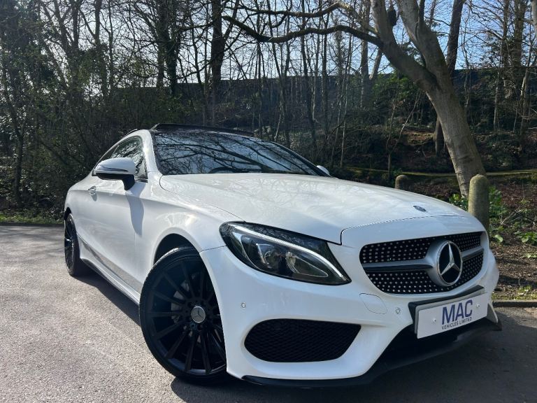 Mercedes c220cdi coupe Amg premium plus *Sunroof 19’s* low miles! 