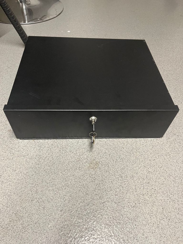 Dvr/Nvr lockable safe