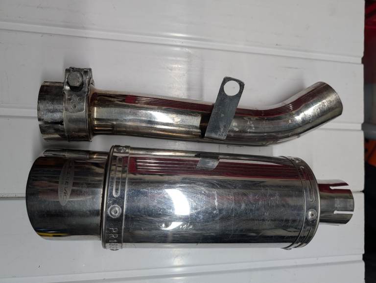 Delkevic exhaust can and link pipe 