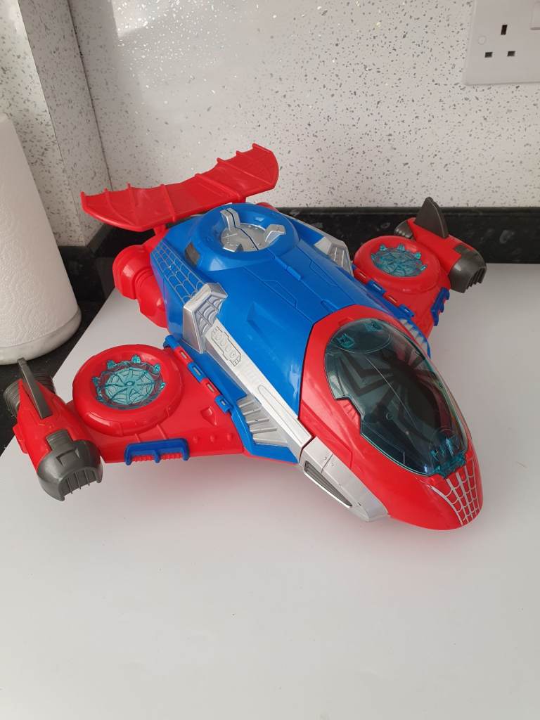 Hasbro Spiderman Jet Quarters Marvel Superhero Adventures Playskool