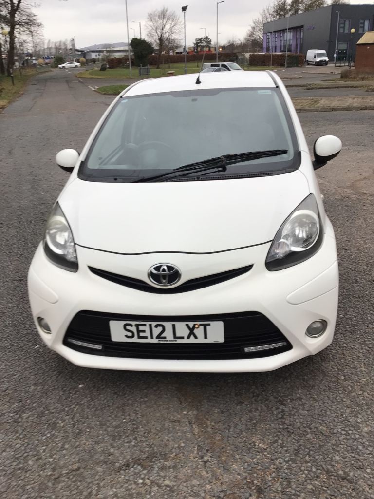 Toyota, AYGO, Hatchback, 2012, Manual, 998 (cc), 5 doors