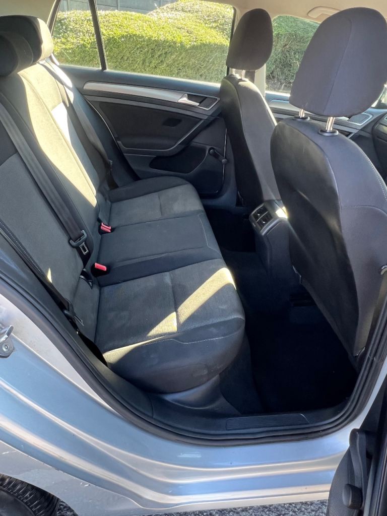 Volkswagen Golf 1.6Tdi diesel 6 speed manual £20 road tax long mot 2 keys HPI clear 