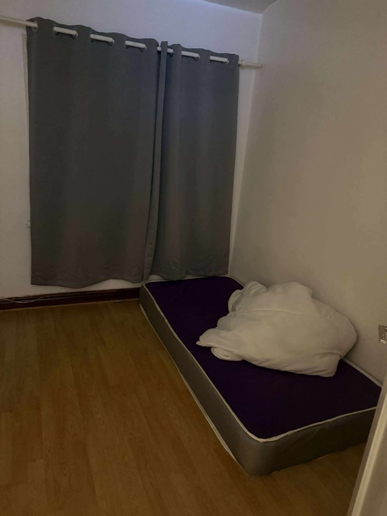 Room for rent in shared property 