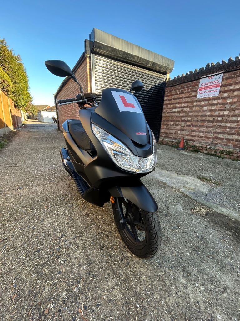 2018 Honda PCX 125cc - Delivery Available £1600 