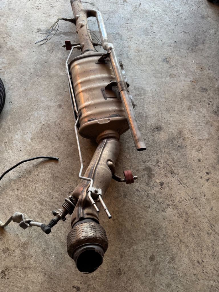 Landrover Discovery Sport 2.0 Dpf Exhaust  genuine Land Rover discovery 