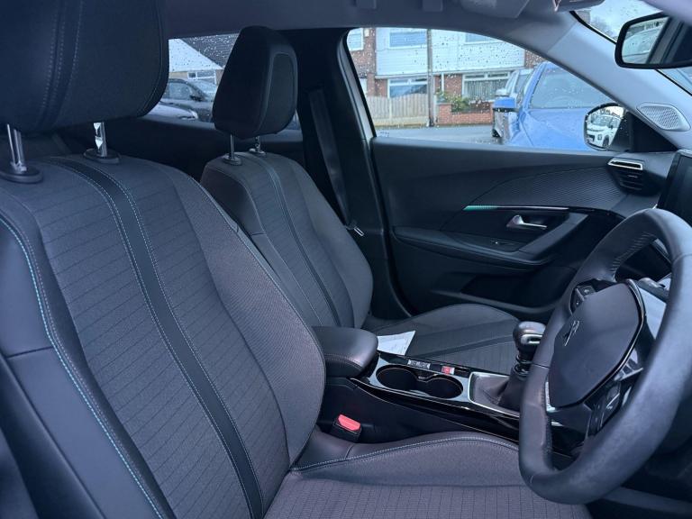 2021 Peugeot 2008 1.2 PureTech Allure 5dr HATCHBACK PETROL Manual