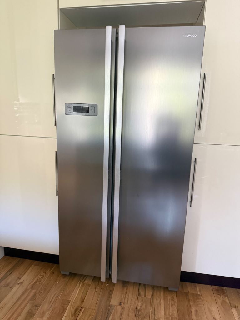 Kenwood American Style Fridge Freezer – Good Condition
