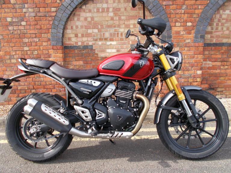 2026 TRIUMPH SCRAMBLER 400 X
