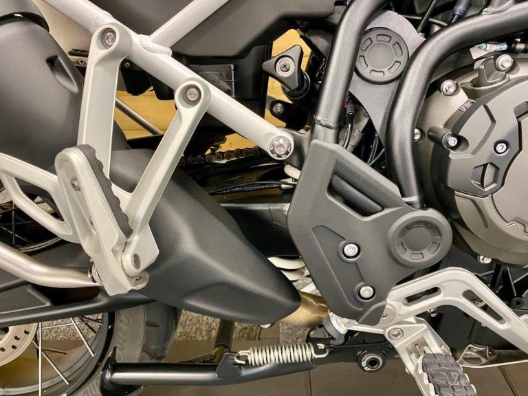 2023 Triumph Tiger 900 Rally Aragón Edition, Only 1,164 Miles, Panniers, Top bo