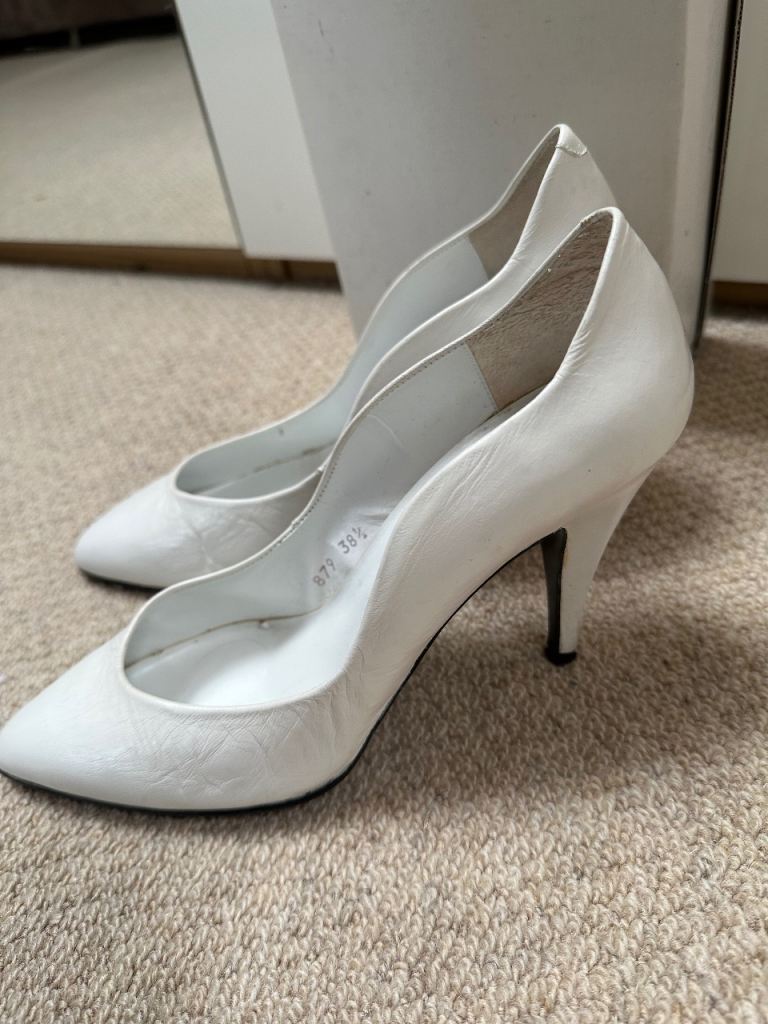 Pronuptia 1980s Vintage Wedding Shoes, size 38.5