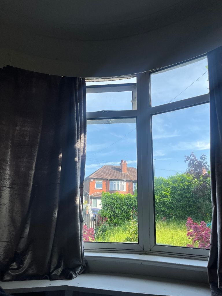 room available for rent in a clean and peaceful property.