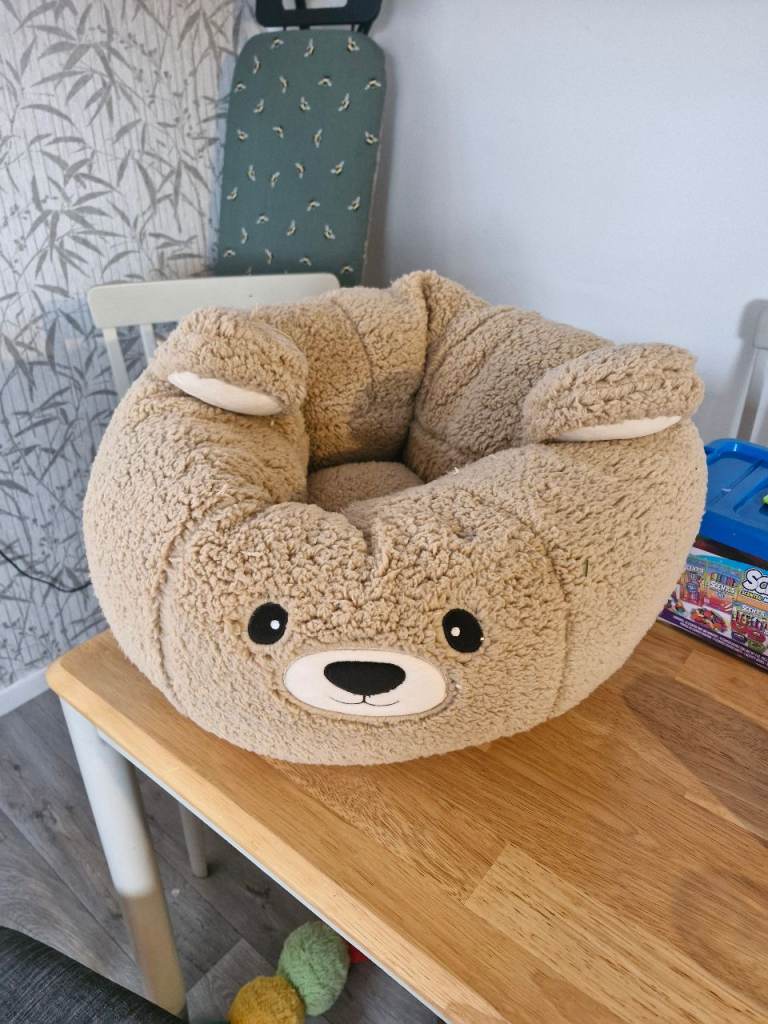 Dog bed