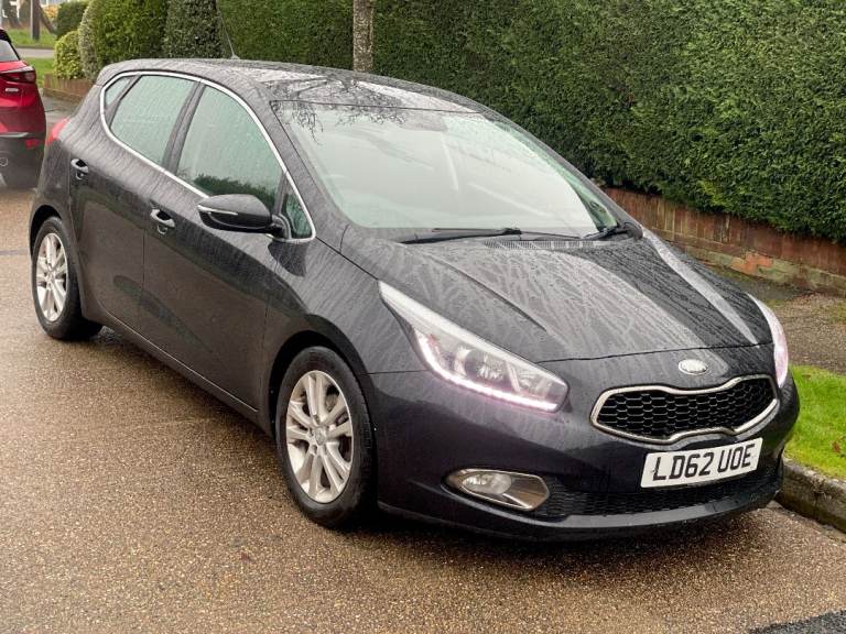 2012 KIA CEED 2 - 1.6 DIESEL - FULL SERVICE HISTORY - £20 A YEAR ROAD TAX - PARKING SENSORS