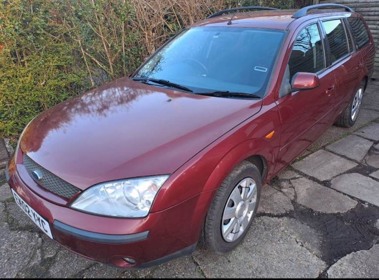 Mondeo Estate Manual ULEZ Free 2.0 Ghia Petrol 2002 MOT Dec 26, Towbar – Service History – 3 keys