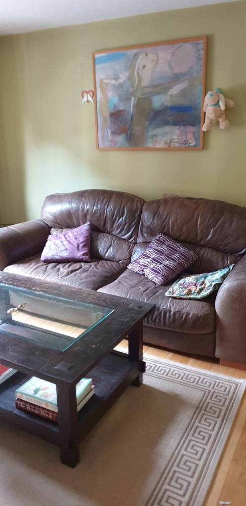 Lovely 2 bed flat with spacious living room in Kentish Town