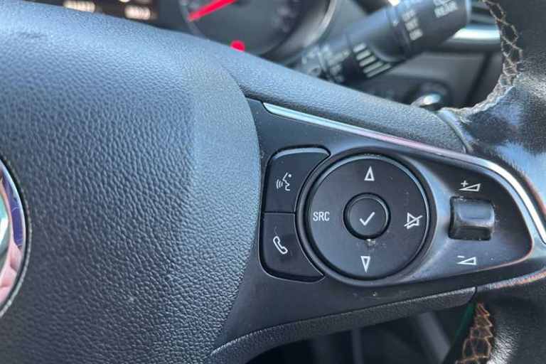 2020 Vauxhall Crossland X 1.2 Elite Nav SUV 5dr Petrol Manual Euro 6 (s/s) (83 ps) SUV Petrol Manual