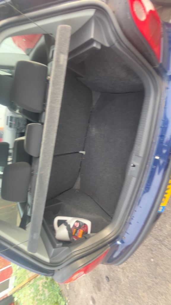 Volkswagen, POLO, Hatchback, 2005, Manual, 1198 (cc), 3 doors