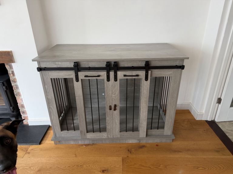 Dog crate 