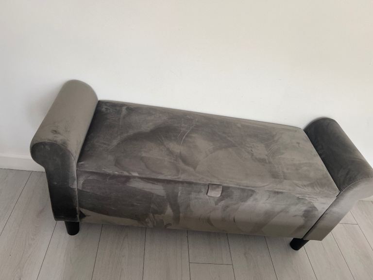 Grey Velvet Storage Bench / Ottoman – Good Condition