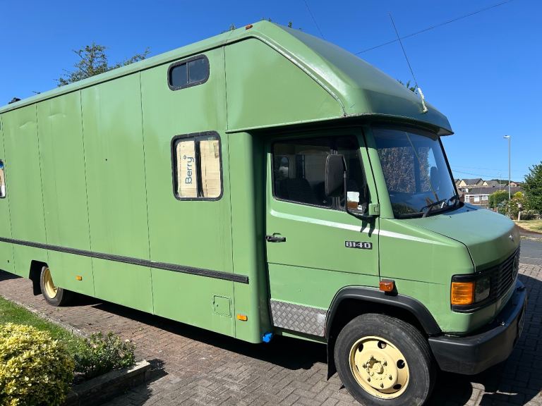 Vintage Mercedes T2 Pizza/Coffee/Tiny House/Shepards Hut Project