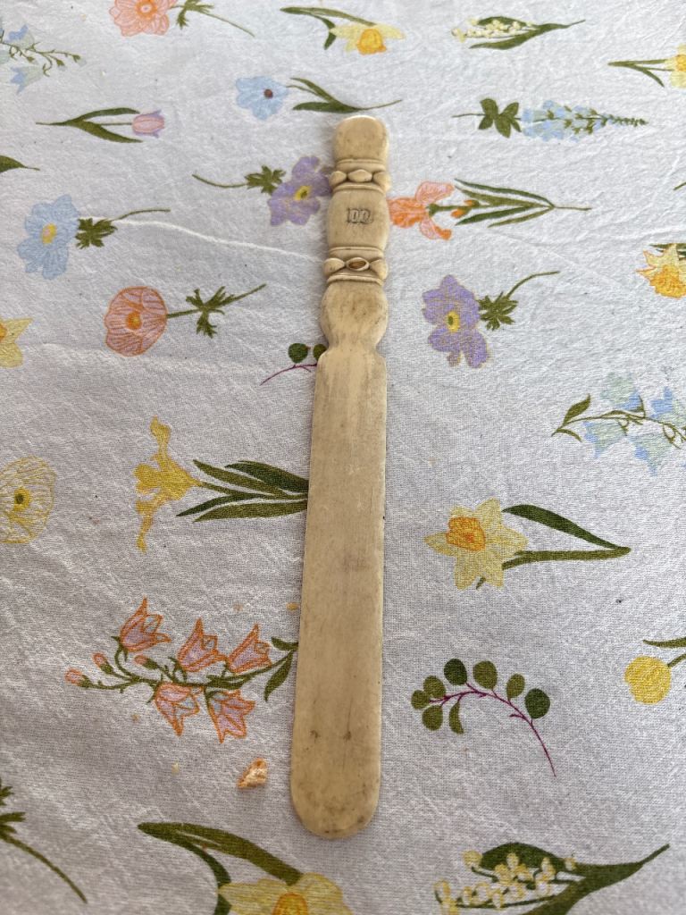 Vintage Bone Letter Opener – Good Condition
