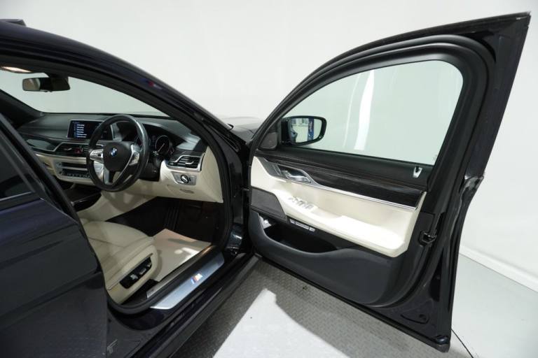 2015 BMW 7 Series 730Ld M Sport 4dr Auto SALOON DIESEL Automatic