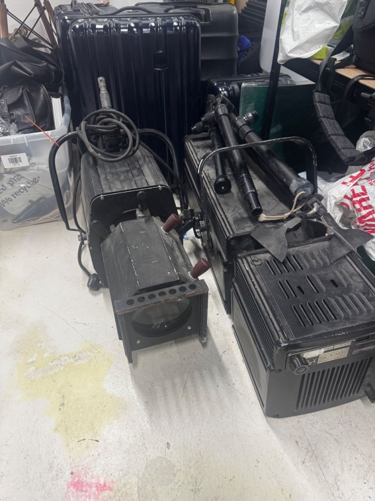 Stage / theatre lights - untested, spares or repairs 