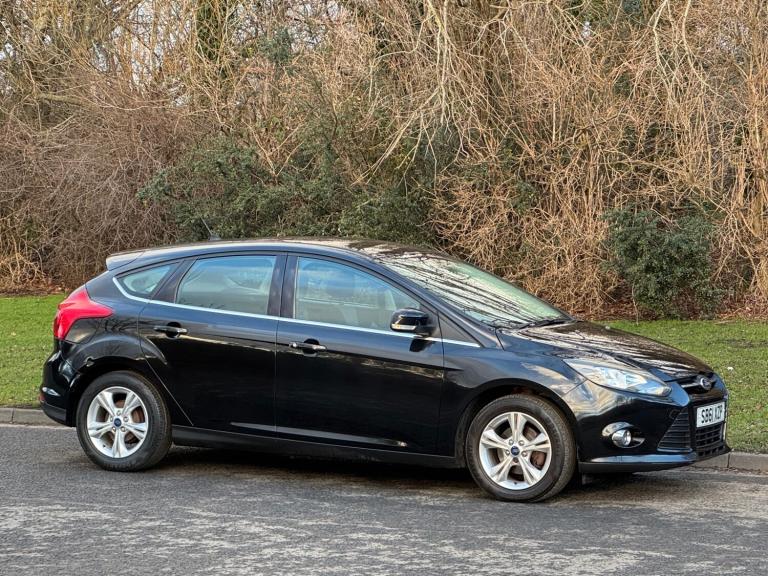 2012 Ford Focus 1.6 Zetec Manual 5 Door Petrol Hatchback