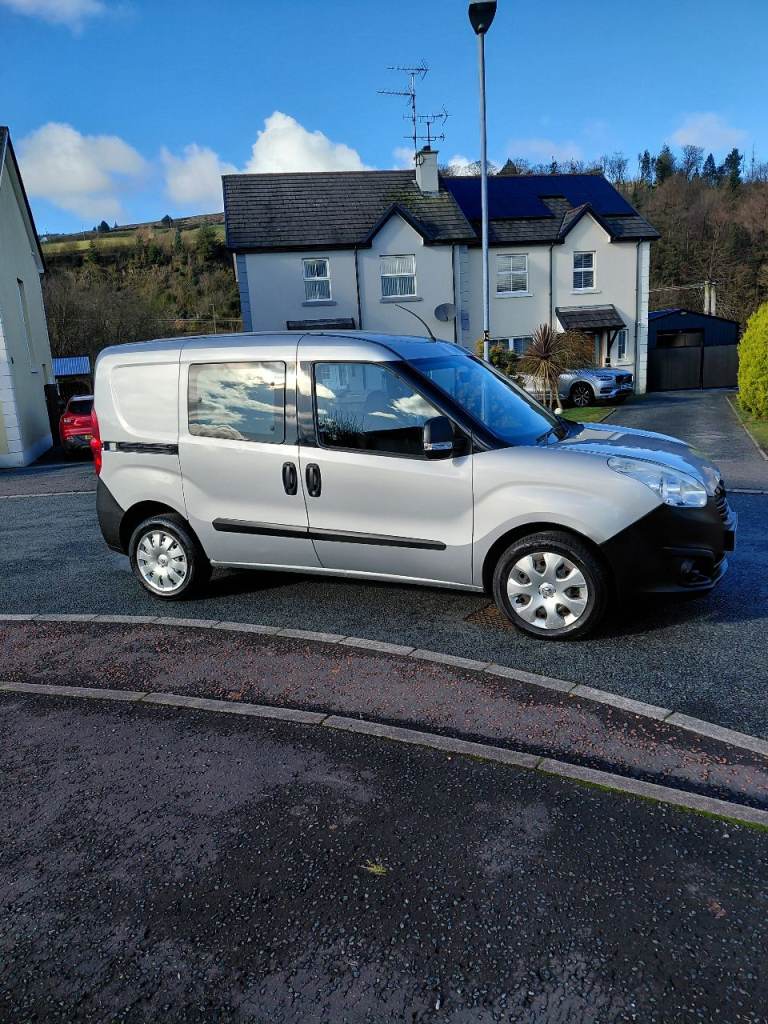 2014 vauxhall combo 1.3 cdti crewcab full mot