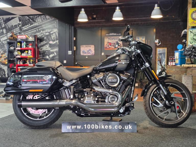 2025 HARLEY-DAVIDSON SPORT GLIDE 1745cc STAGE 1 1,500 MILE'S 