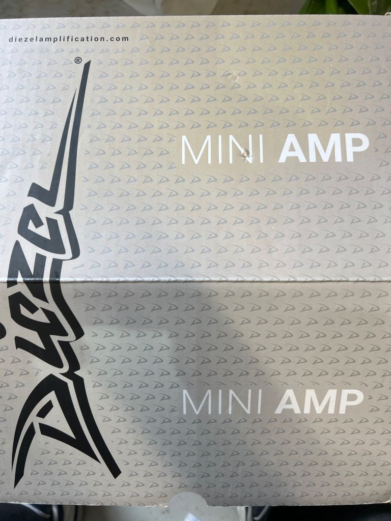 DIEZEL MINI AMP