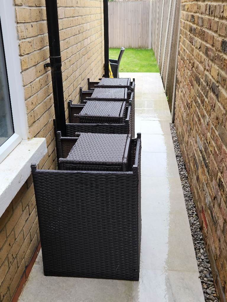 Rattan garden furniture set (4x chairs and small tables)