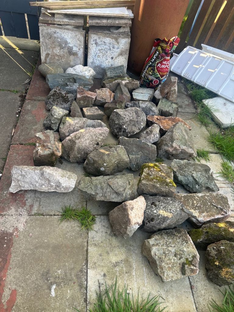 Slabs and rocks 